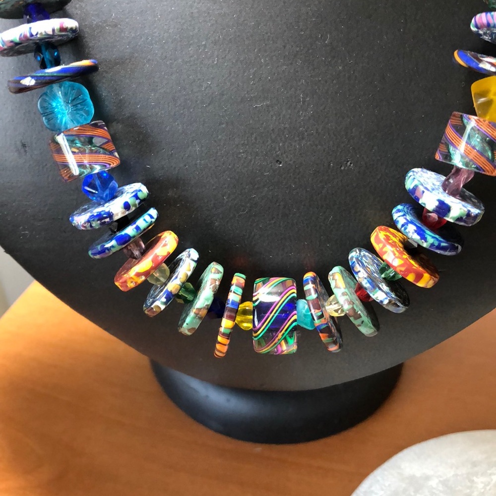 Vintage Art Glass Beads Necklace - Picture 2 of 5